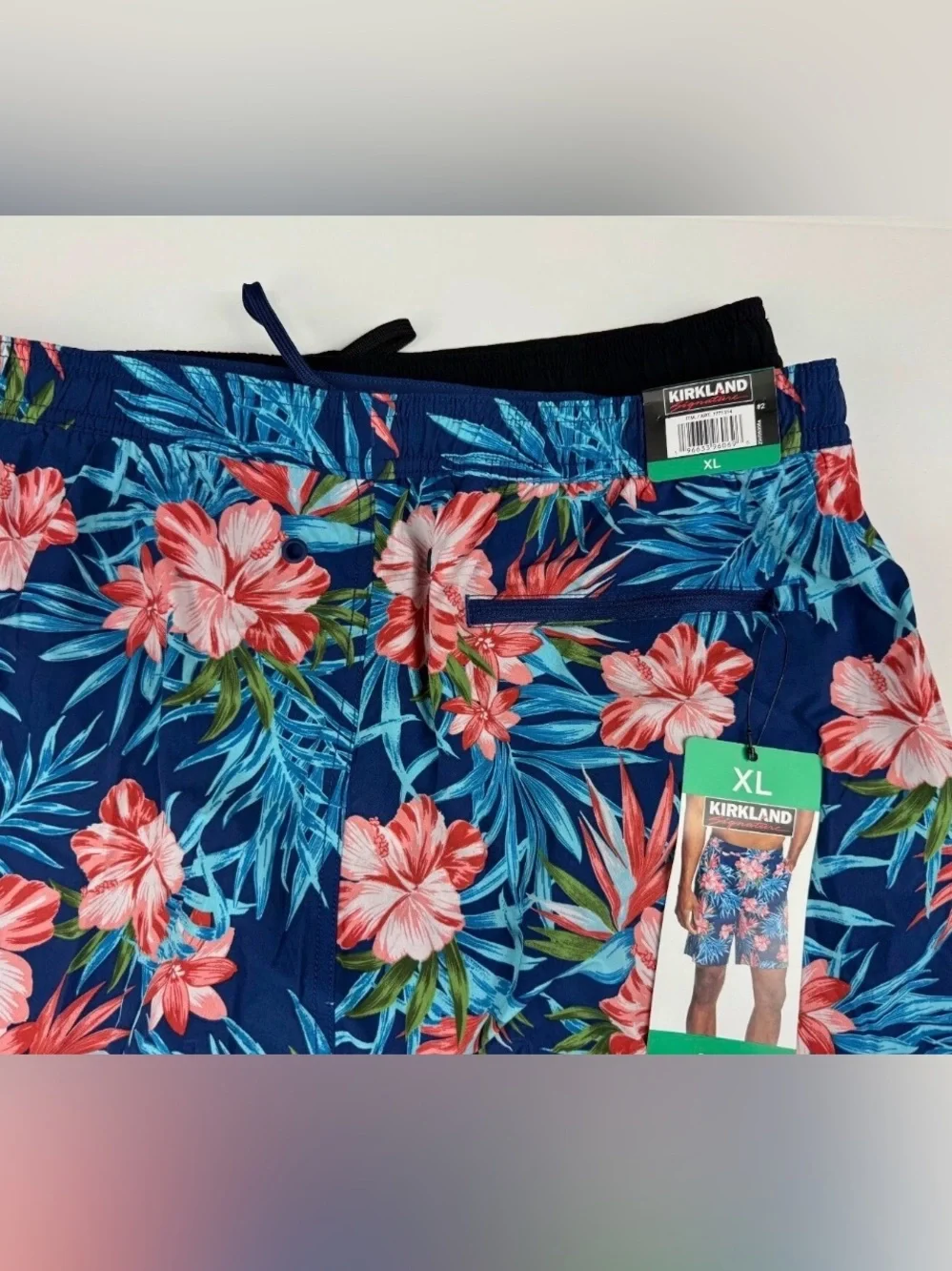 Kirkland Signature Men's Lined Stretch 2 Swim Trunks Tropical / Black Size XL